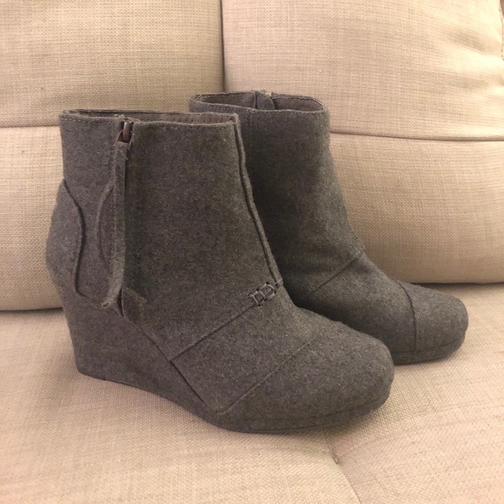 Toms Desert Wedge High Ankle Boots- Size 7.5